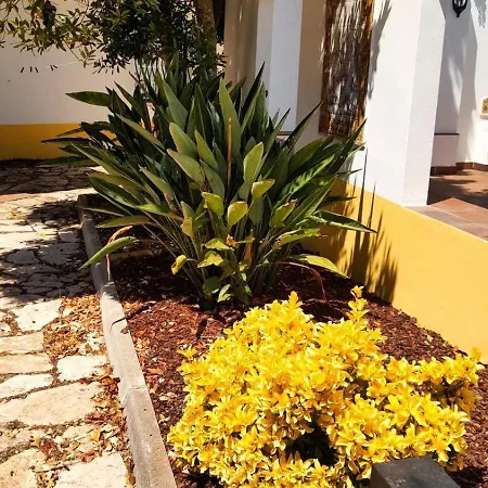 Mombal - Villa Nazaré