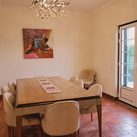 Villa Mombal -